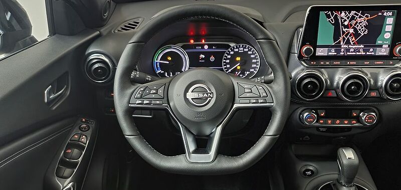 Nissan Juke 1.6 Hybrid 4AMT N-Connecta Winterpaket