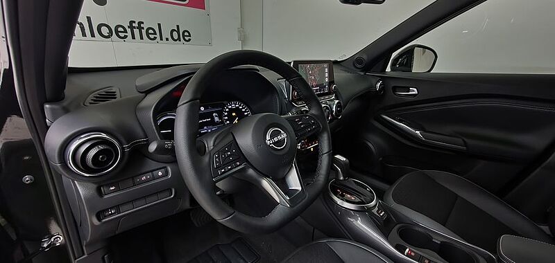 Nissan Juke 1.6 Hybrid 4AMT N-Connecta Winterpaket