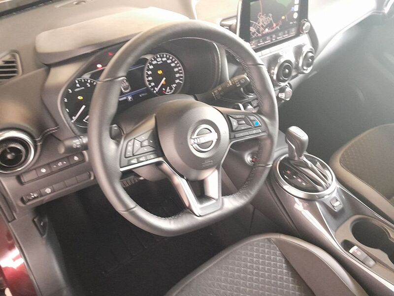 Nissan Juke 1.0 DIG-T DCT N-Connecta (2019)