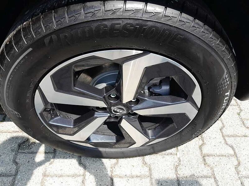 Nissan Qashqai 1.5 VC-T e-Power N-Connecta (J12)