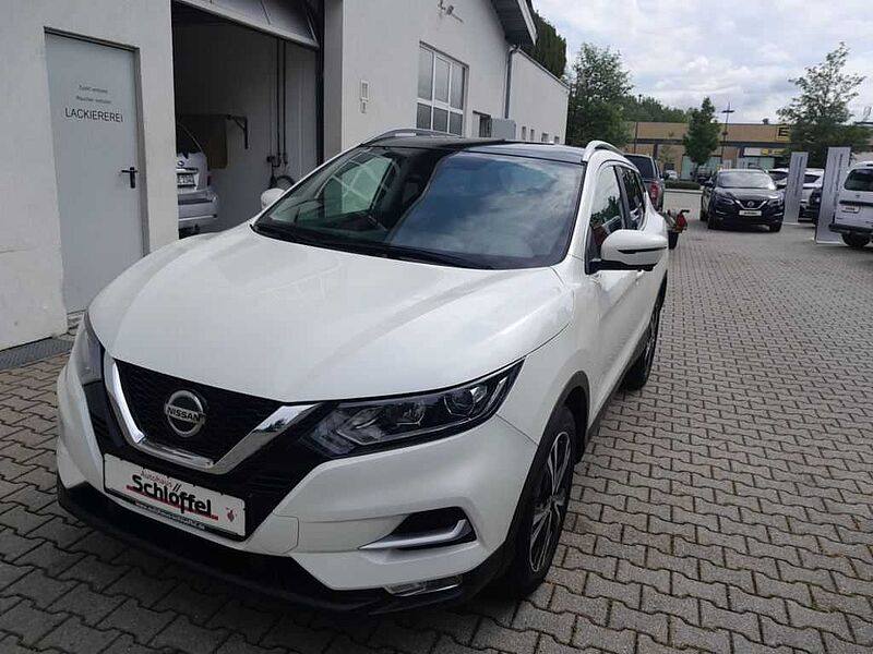 Nissan Qashqai 1.3 DIG-T DCT N-CONNECTA*NAVI*PANORAMA