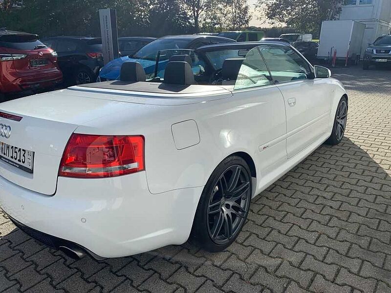 Audi RS4 Cabriolet