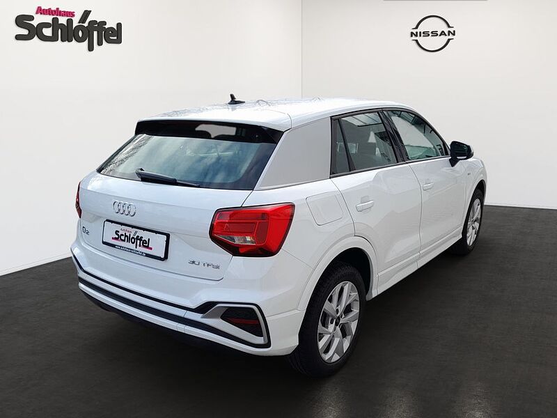 Audi Q2 30 TFSI S line*NAVI*ALU*NUR 17.500 KM