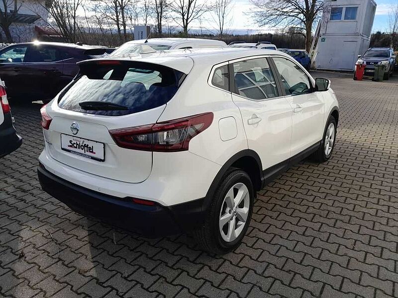 Nissan Qashqai 1.3 DIG-T DCT SHIRO*NAVI*SHZ*ALU